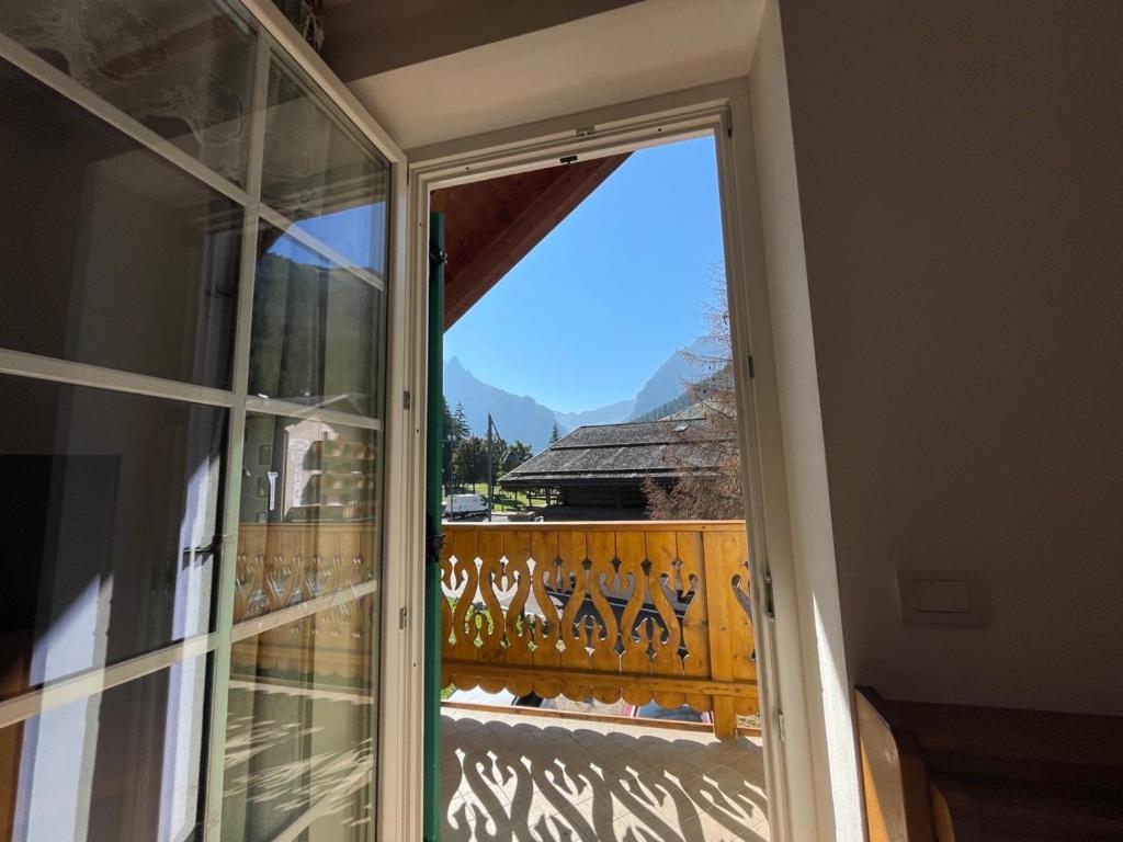 Apartament Casa Cesarina By Ama Val Di Fassa Canazei Zewnętrze zdjęcie